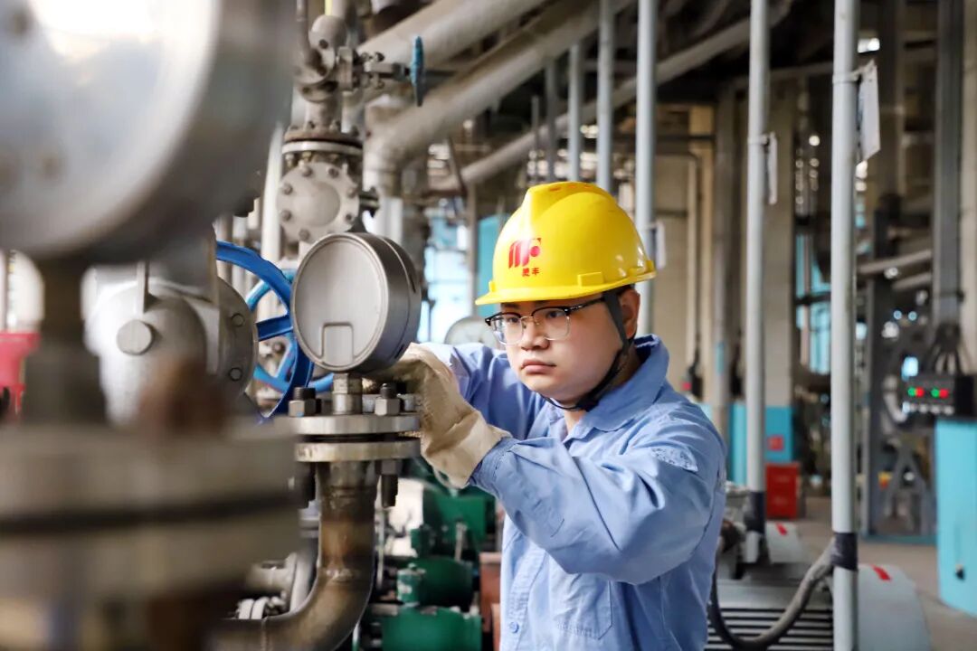 入职仅一年的他！为何能摘得技能比武擂主？